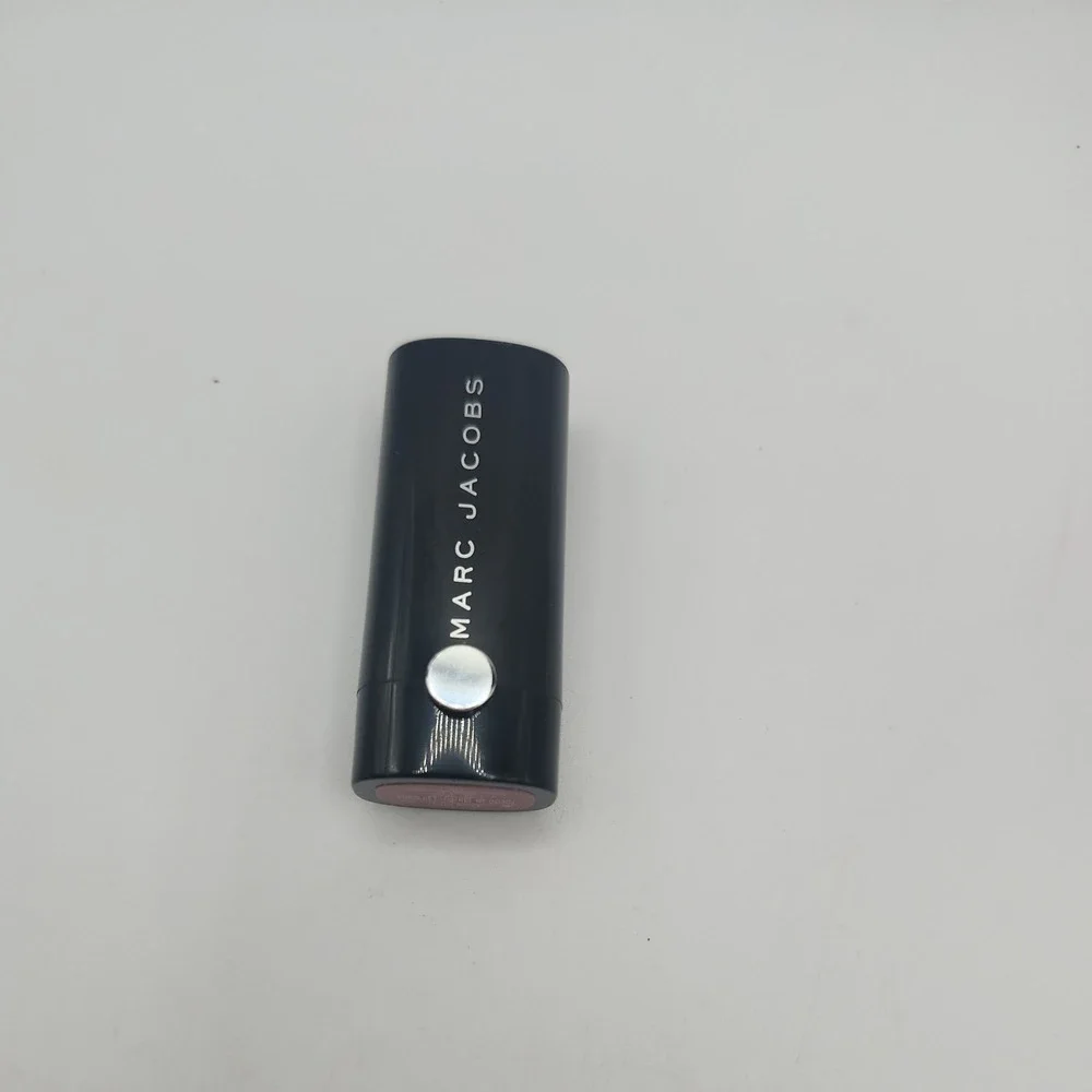NEW MARC JACOBS Le Marc Lip Creme Lipstick KISS KISS BANG BANG 0.03oz MINI NWOB